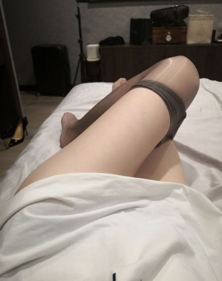 善良美丽女邻居4